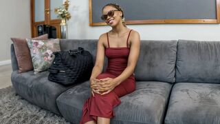 Amatőr keni kishölgy elveszti az ösztönét, mikor előhúzom bazinagy durva faszomat