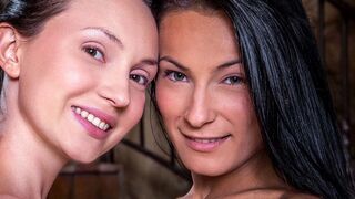 Lexi Dona vigasztalja szerelmes barátnőjét Nataly Vont