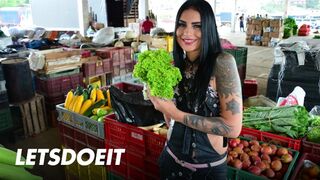 Csoki pipi melina zapata felvett mély dugásra vén puncijába - kolumbiai milf