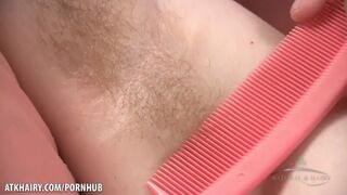 Szőrös tinédzser pina cyan combs szőrös kalandjai