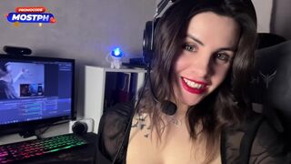 Forró orosz peckezés termetes mellekkel és műfaszos valagban