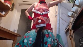 Karácsony este a céges buliban kinyaltam a hópehely puncit