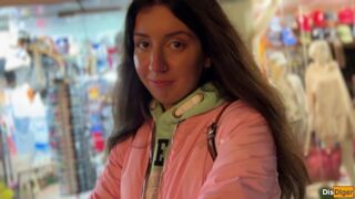 Utcán csábított gádzsi kész befizetni egy vad dugásért