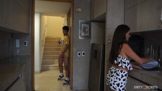 Mostohaanya csábítása: tiltott élvezetek a családban