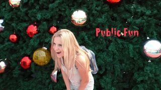 Távirányítós műpénisz egy kolosszális bevásárlóközpontban - rengeteg élvezet Letty blackkel