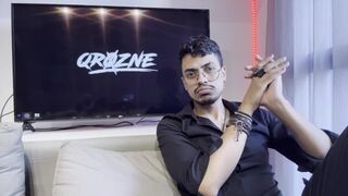 Vonzó tanítónéni keményen meghágva az amatőr órán