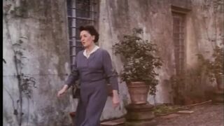 L'Ereditiera negyedik részében Anita Rinaldi orbitális bájdorongot szop retro stílusban