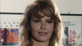 Jennifer második epizódja retro stílusban nagyméretű farokkal és dús mellekkel