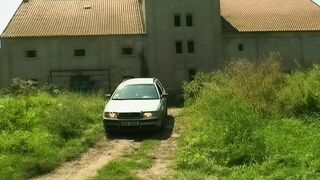 Tinédzser világos szőke lányok lezbi hármasa erőszakos valagba Kasia Linseyvel és barátnőivel